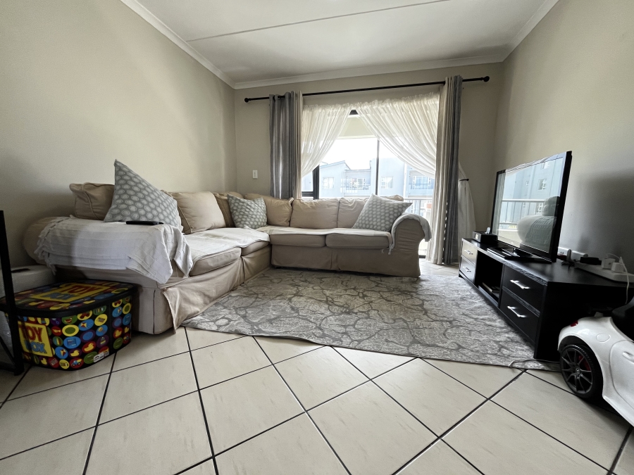 To Let 2 Bedroom Property for Rent in Burgundy Estate Western Cape